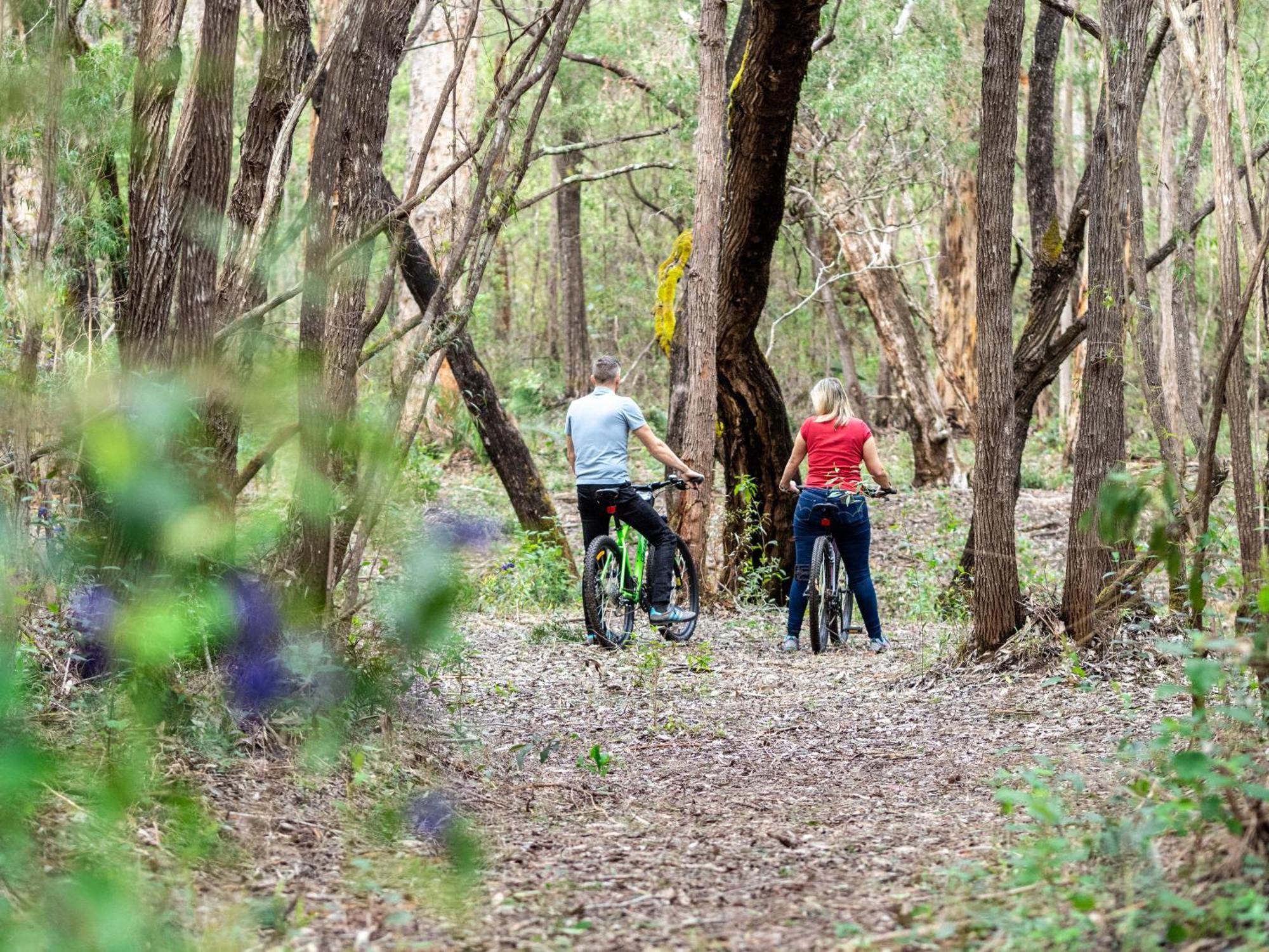 Jarrah Grove Forest Retreat - Adults Only Luxury Chalet Rosa Glen Dış mekan fotoğraf