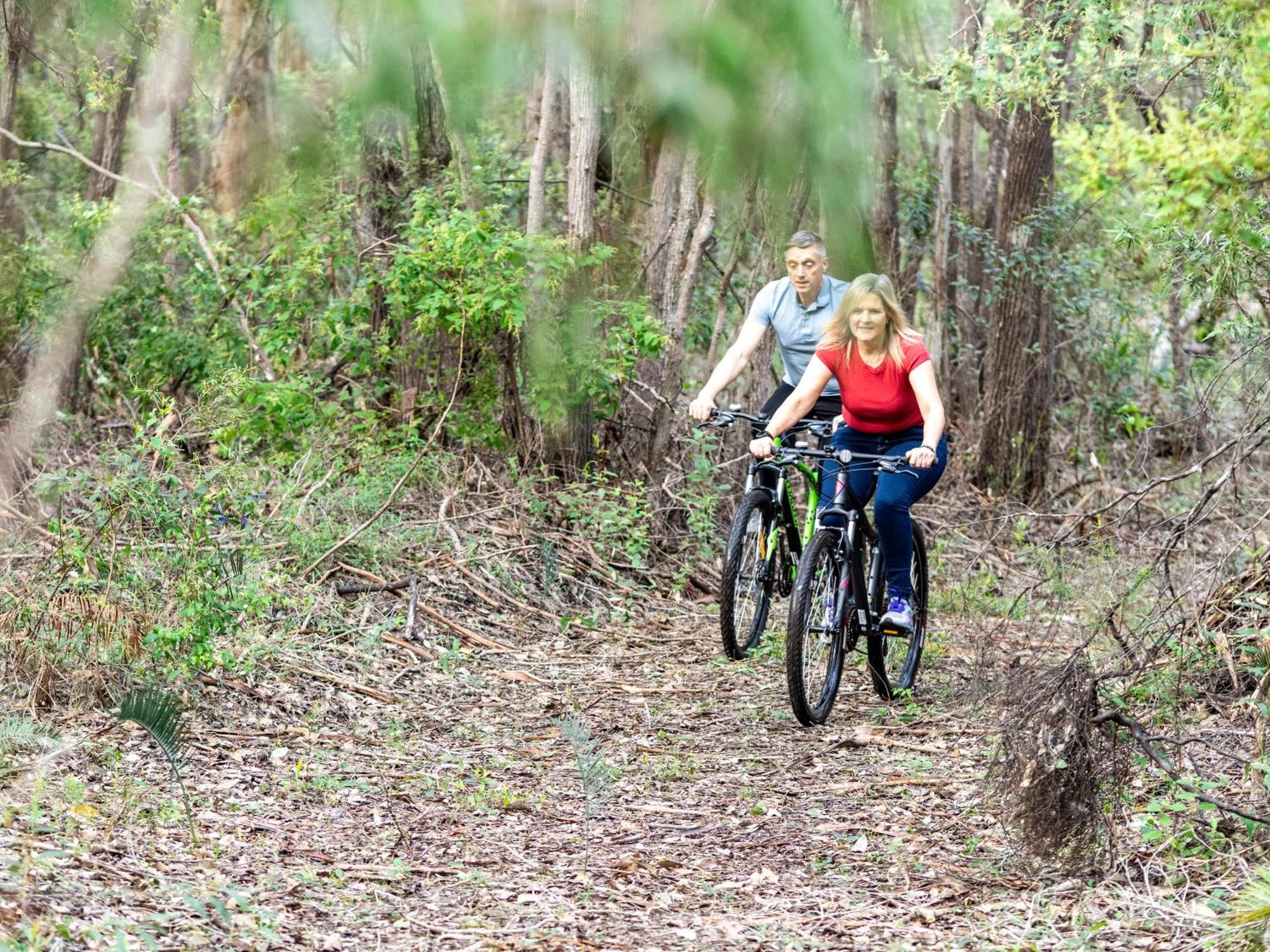 Jarrah Grove Forest Retreat - Adults Only Luxury Chalet Rosa Glen Dış mekan fotoğraf